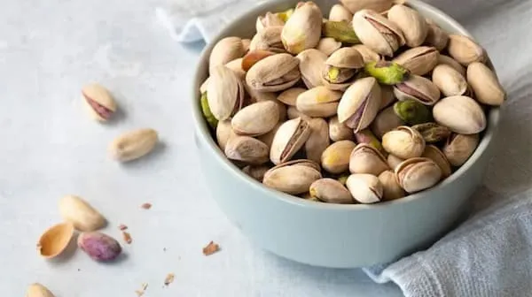 خرید پسته ممتاز زرندی خام با قیمت استثنایی