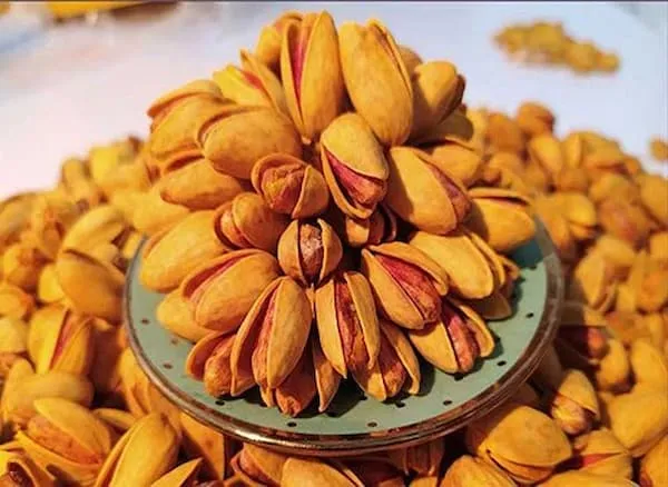 خرید و قیمت روز پسته شور زعفرانی