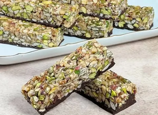 خرید مغزپسته مناسب شیرینی با قیمت استثنایی